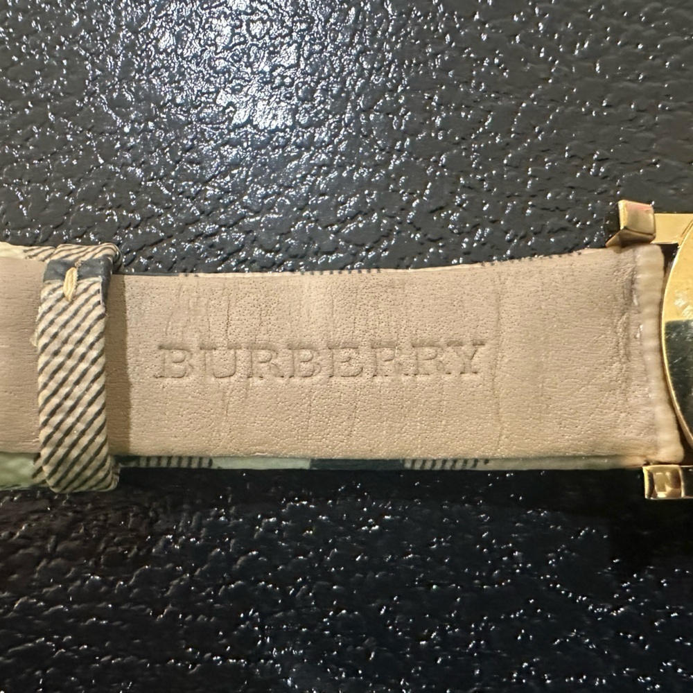 Burberry Women's Watch with Gold Case and Plaid Strap - Picture 5 of 7